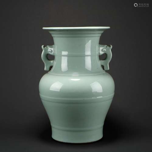 Chinese Green Glazed Porcelain Vessel