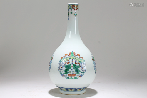 A Chinese Bat-framing Fortune Porcelain Vase