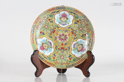 A Chinese Bat-framing Porcelain Fortune Plate