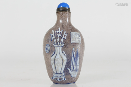 Chinese Dragon-decorating Fortune Snuff Bottle