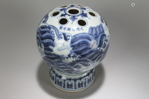 A Chinese Blue and White Fortune Porcelain Statue