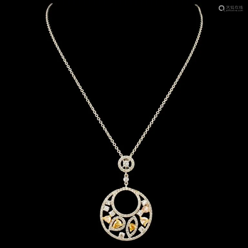 18K Gold 1.26ctw Diamond Pendant