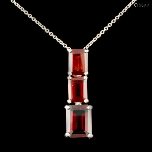 14K Gold 4.65ctw Garnet Pendant