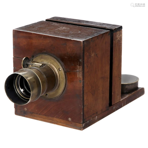 Wet-Plate Sliding Box Camera with 