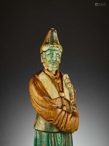 A RARE 'PERSIAN AMBASSADOR' SANCAI FIGURE, MI…