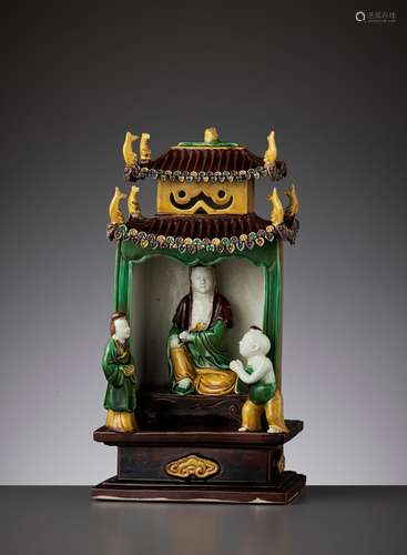 A SANCAI GUANYIN SHRINE, LATE MING TO EARLY QING