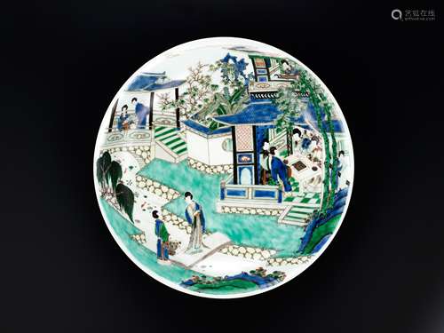 A LARGE FAMILLE VERTE DISH, QING DYNASTY