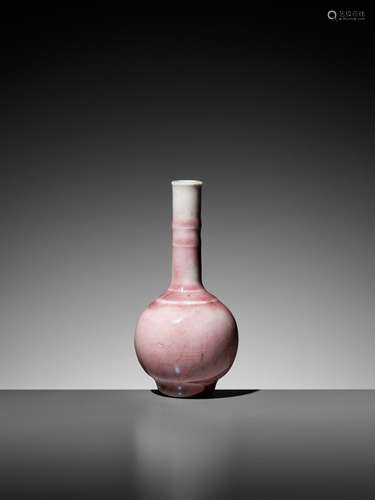 A SMALL 'BAMBOO-NECK' VASE, XIANWENPING, MID-QING