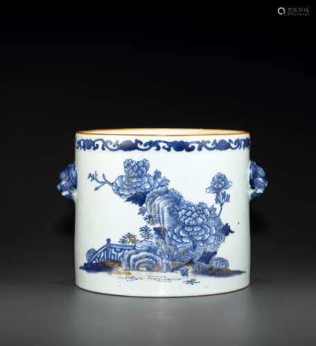 A BLUE AND WHITE 'LION-MASK' POT, 18TH CENTURY