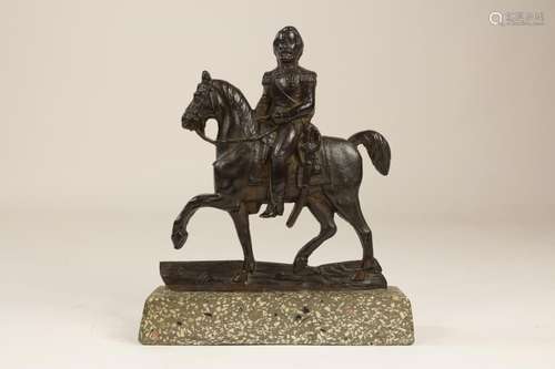 IJzeren sculptuur soldaat te paard