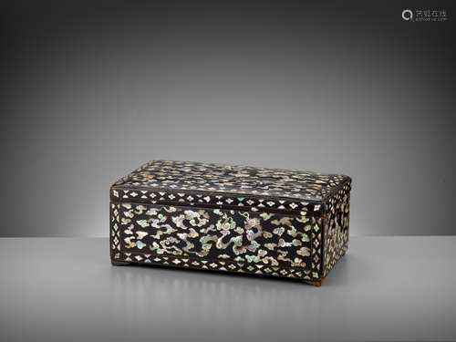 AN INLAID BLACK LACQUER STATIONARY BOX, JOSEON