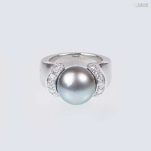 Juwelier Wilm est. 1767, Hamburg. A Diamond Ring with Tahiti...