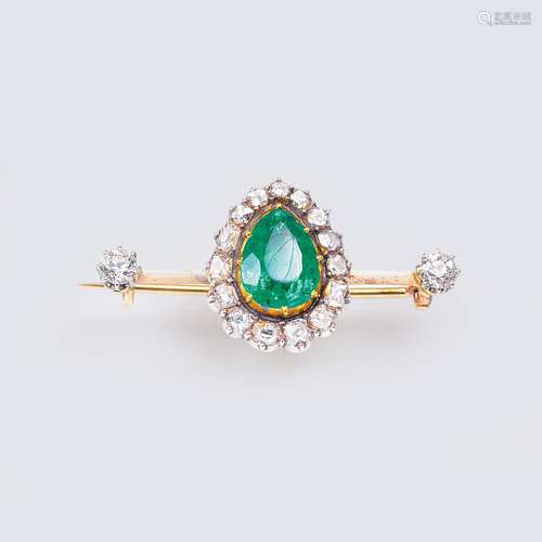 Juwelier Wilm est. 1767, Hamburg. An antique Emerald Diamond...