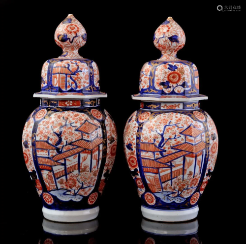 2 porcelain Imari vases