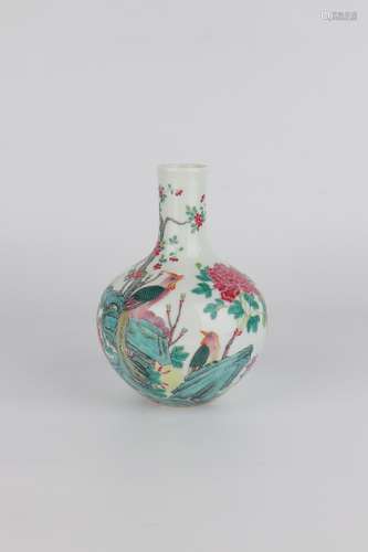 chinese famille rose porcelain vase