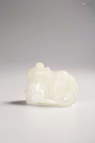 chinese hetian white jade carving