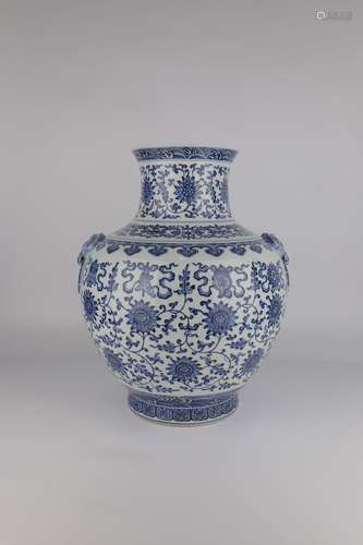 chinese blue and white porcelain binaural vase