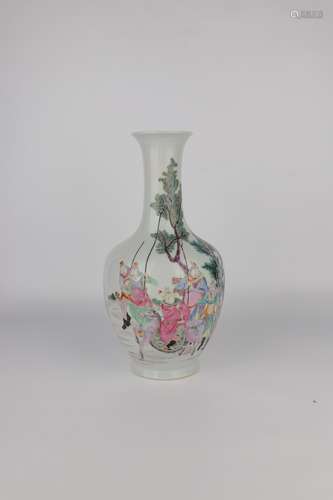 chinese famille rose porcelain vase