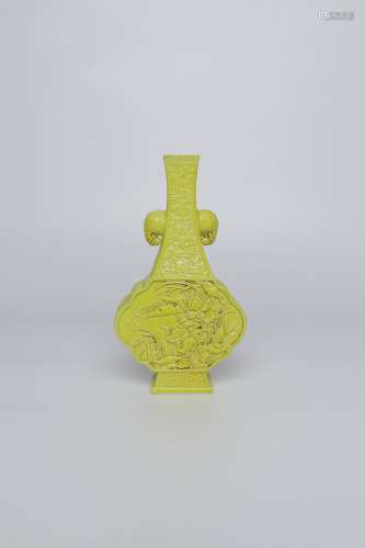 chinese yellow glazed porcelain vase
