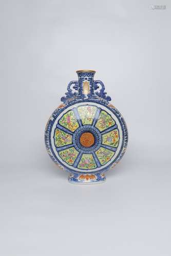 chinese blue and white famille rose porcelain moonflask