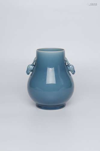 chinese blue glazed porcelain pot