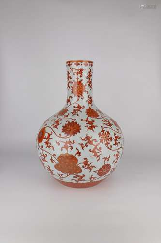 chinese red glazed porcelain globular vase