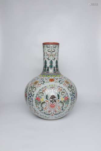 chinese doucai porcelain globular vase