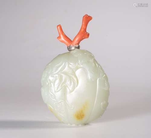 chinese hetian jade snuff bottle