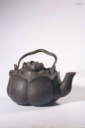 chinese bronze and iron teapot