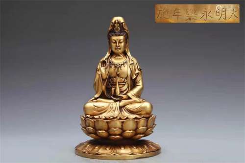A MING DYNASTY COPPER PAINTED GILDING LOTUS KWAN-YIN STATUE