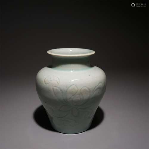 A SOUTHERN SONG DYNASTY HU TIAN KILN SMALL JAR