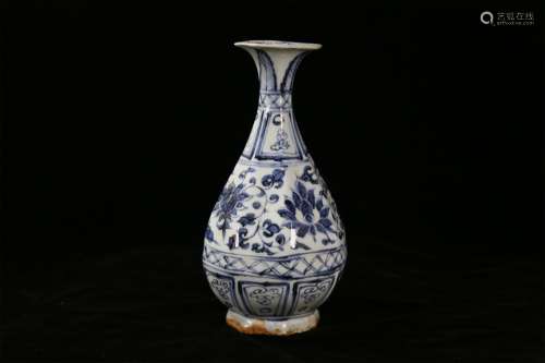 A EIGHT ARRISES BLUE AND WHITE YUHU SPRING VASE