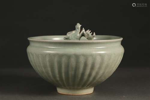 A LONG QUAN KILN BOWL