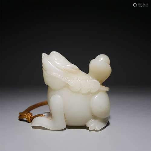 A HETIAN JADE GOLD TOAD