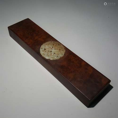 A ROSEWOOD INLAY GALL WOOD EDGE JADE PAPER WEIGHT