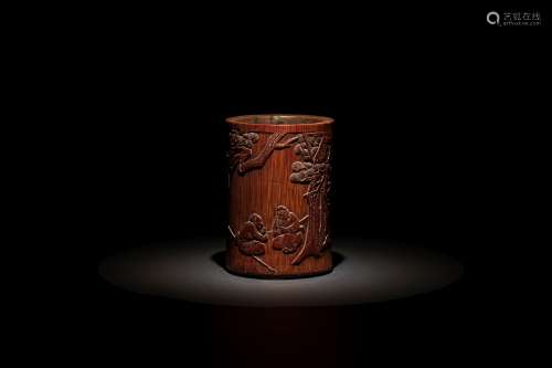 清早期 竹雕人物紋筆筒