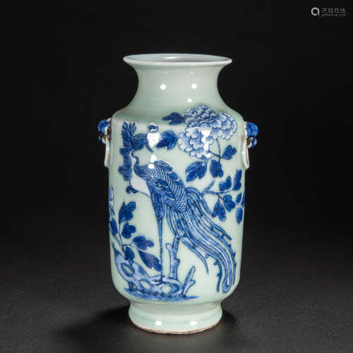 CHINESE BLUE AND WHITE VASE WITH TWO EARS, KANGXI PERIOD, QI...