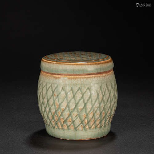 CHINESE LONGQUAN WARE LID JAR, SONG DYNASTY