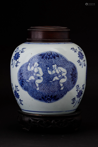 A porcelain potiche, China, Qing Dynasty, A porcelain