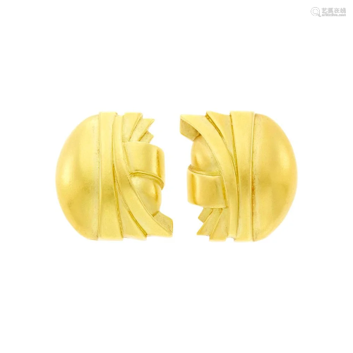 Barry Kieselstein-Cord Pair of Gold Earclips