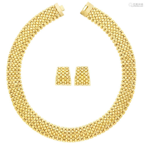 Sabbadini Gold Necklace and Pair of Earclips