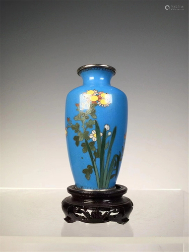 A BLUE GROUND JAPANESE CLOISONNE FLORAL VASE