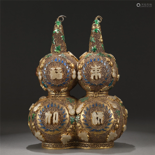 A JADE INLAID GILT SILVER DOUBLE-GOURDS DOUBLE-VASE