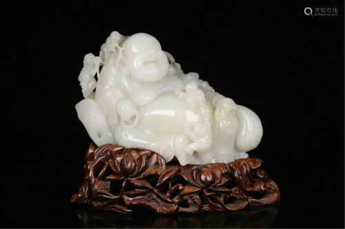 A JADE CARVED DECORATION OF MAITREYA WITH KIDS