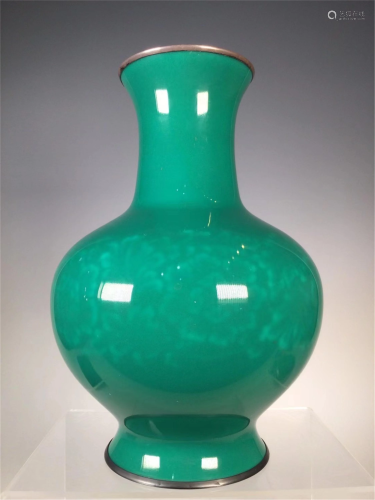 A JAPANESE CLOISONNE GLOBULAR VASE