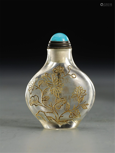 A CARVED FLORAL CRYSTAL SNUFF BOTTLE