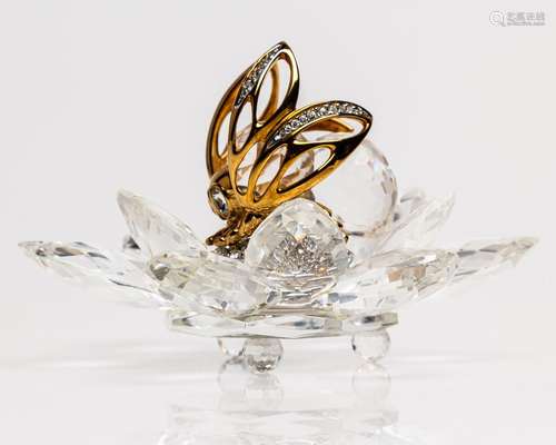 A Swarovski Crystal "Gold Bee", 2 1/2 in. (6.5 cm)