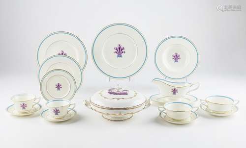 An extensive Royal Worcester "Florizel" pattern di...