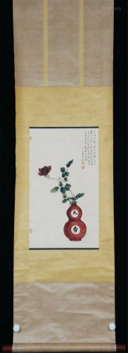 A CHINESE PAINTING OF FLOWER IN DOUBLE-GOURDS VASE