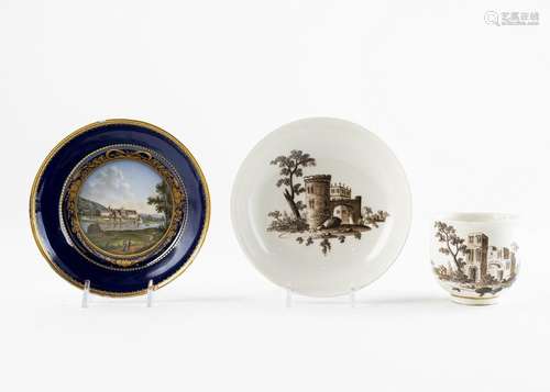 A finely painted Meissen porcelain saucer, Meissen saucer 5 ...